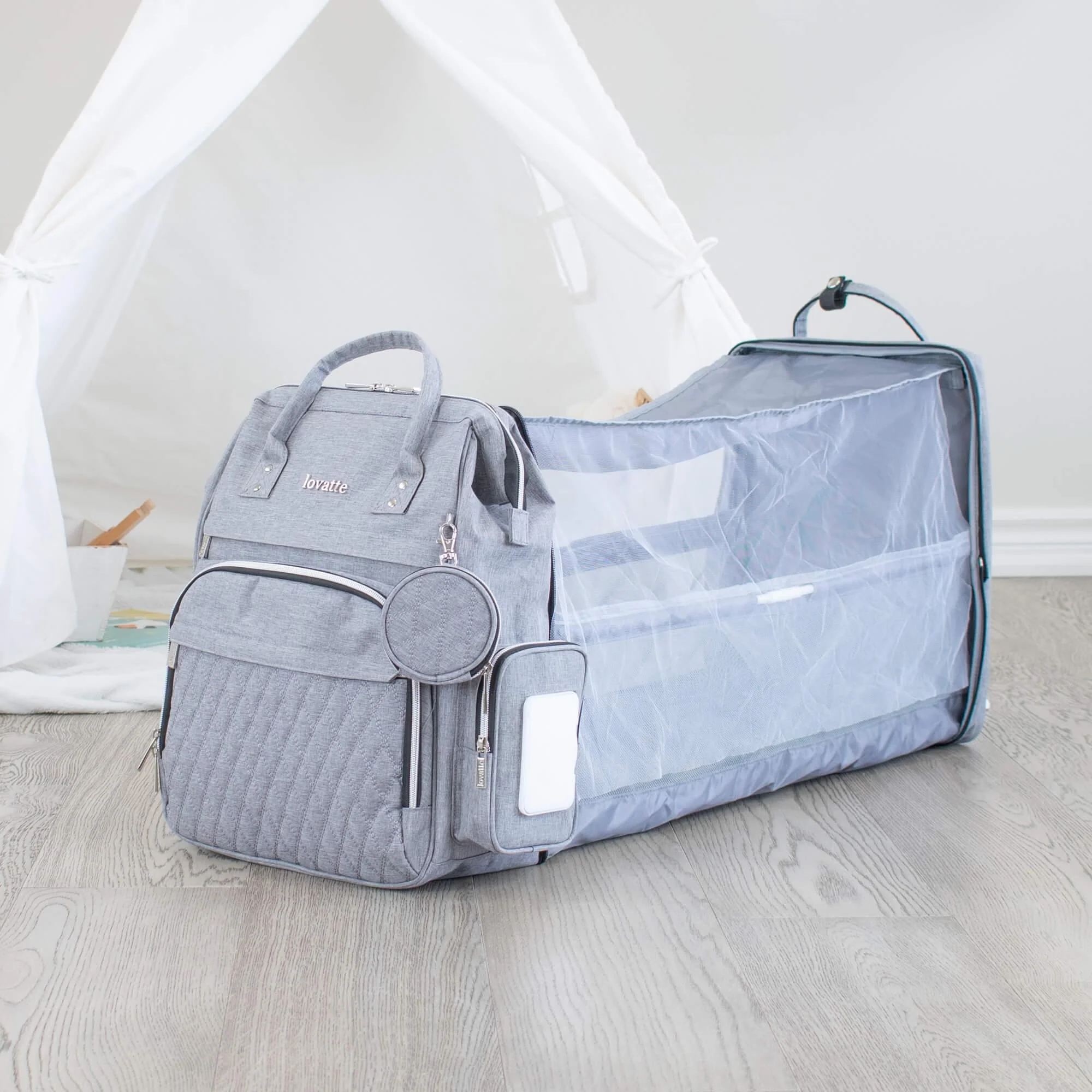 Diaper Bag Hacks: Smart Tips For Parenting On The Go